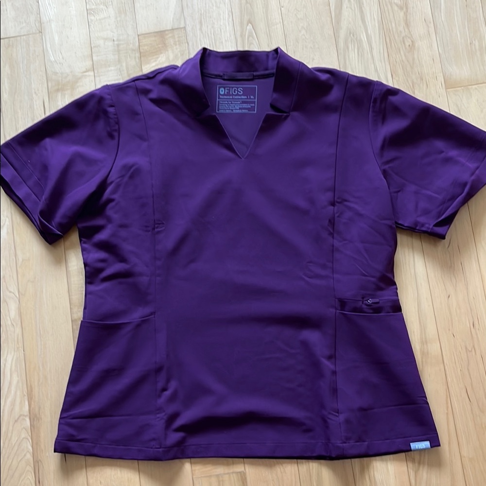 Figs Purple Short Sleeve women's scrub top size xl